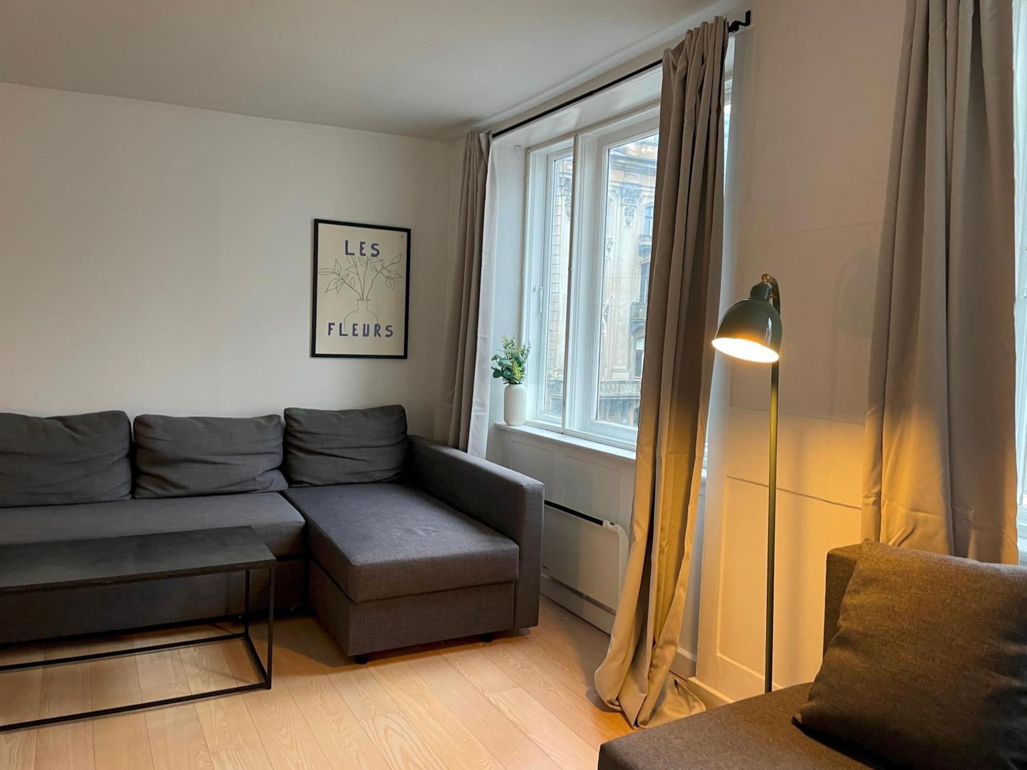Stylish - View Of The Marble Church Appartement